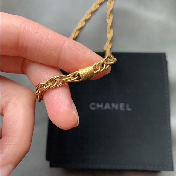 Auth CHANEL Necklace gold vintage - Picture 8 of 10